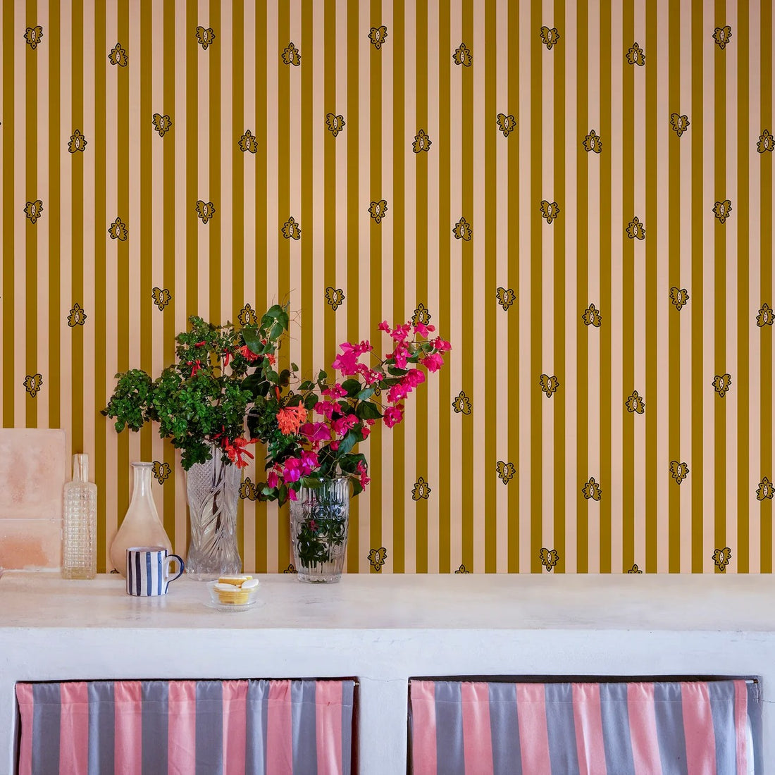 Longo Maï, wallpaper