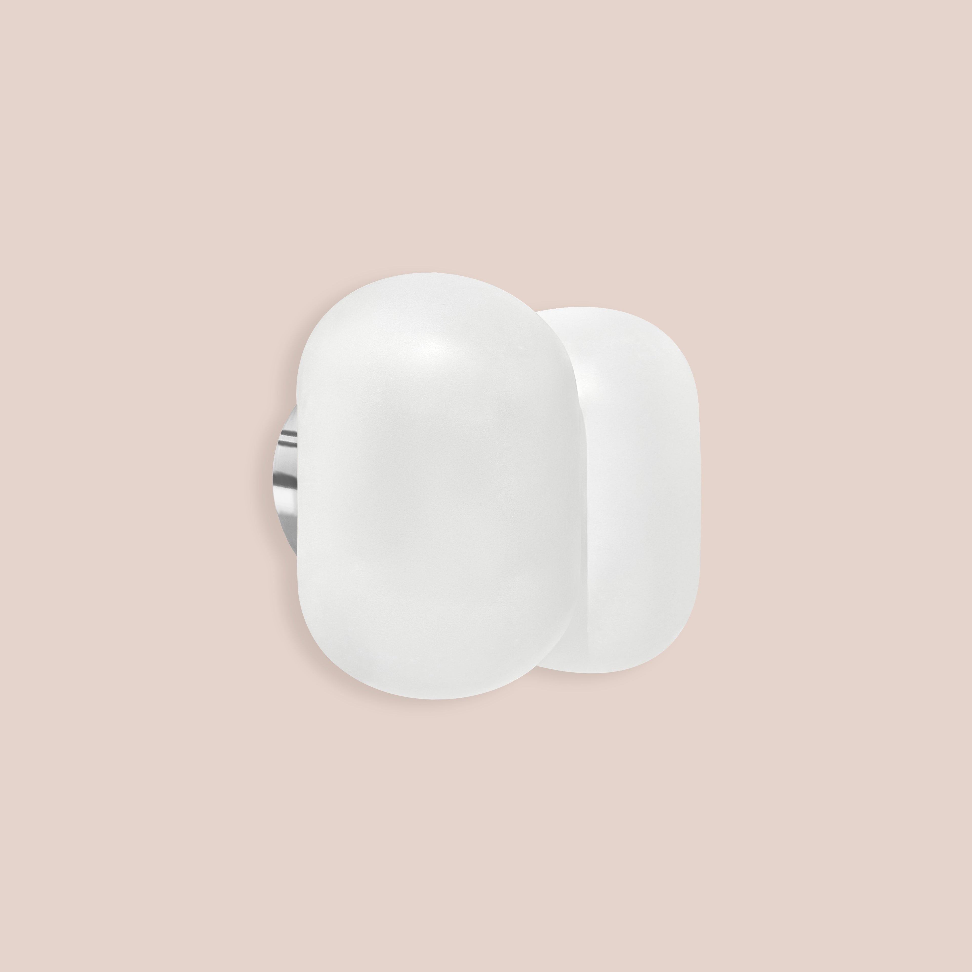 Poutou, wall light
