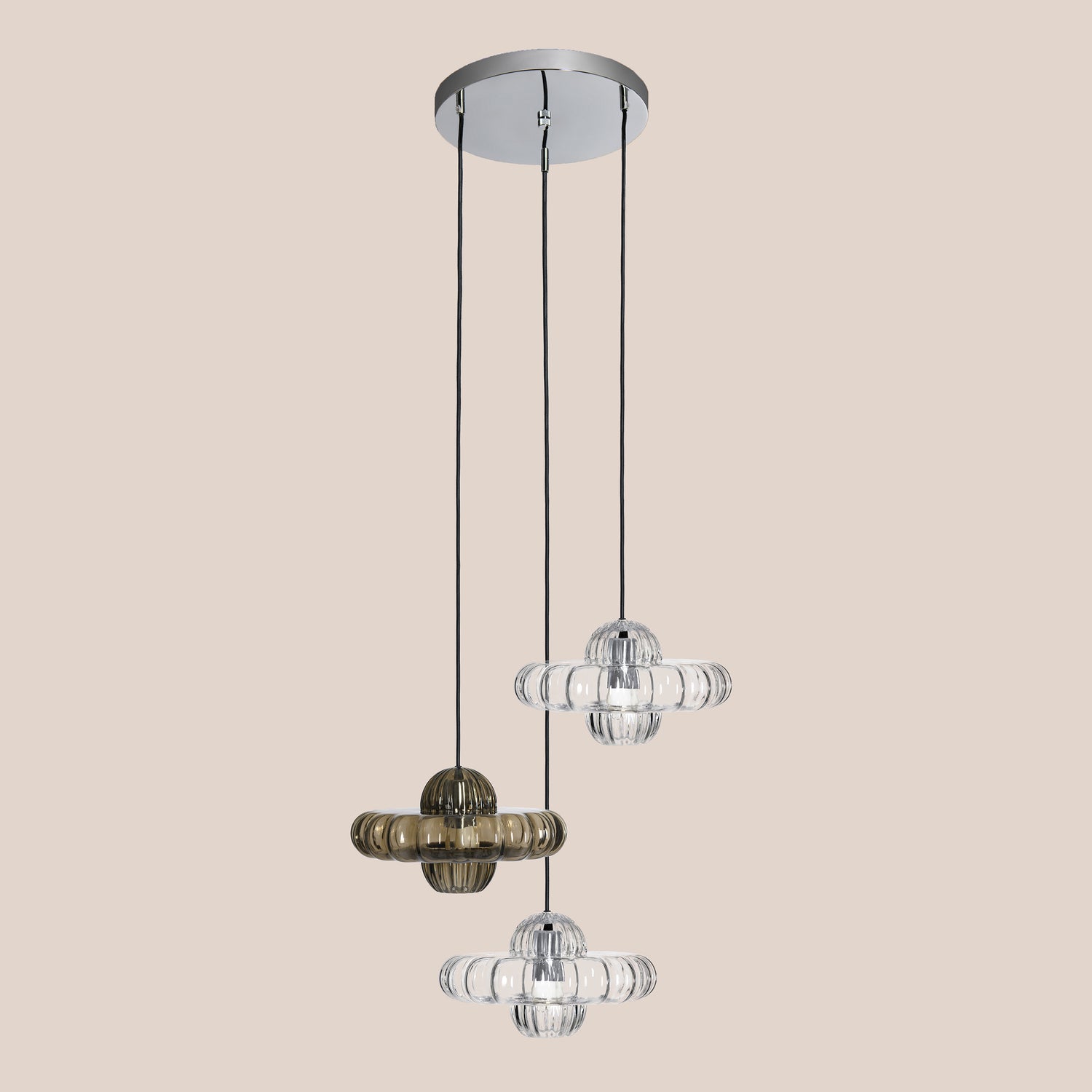 Toupi, lustre trio