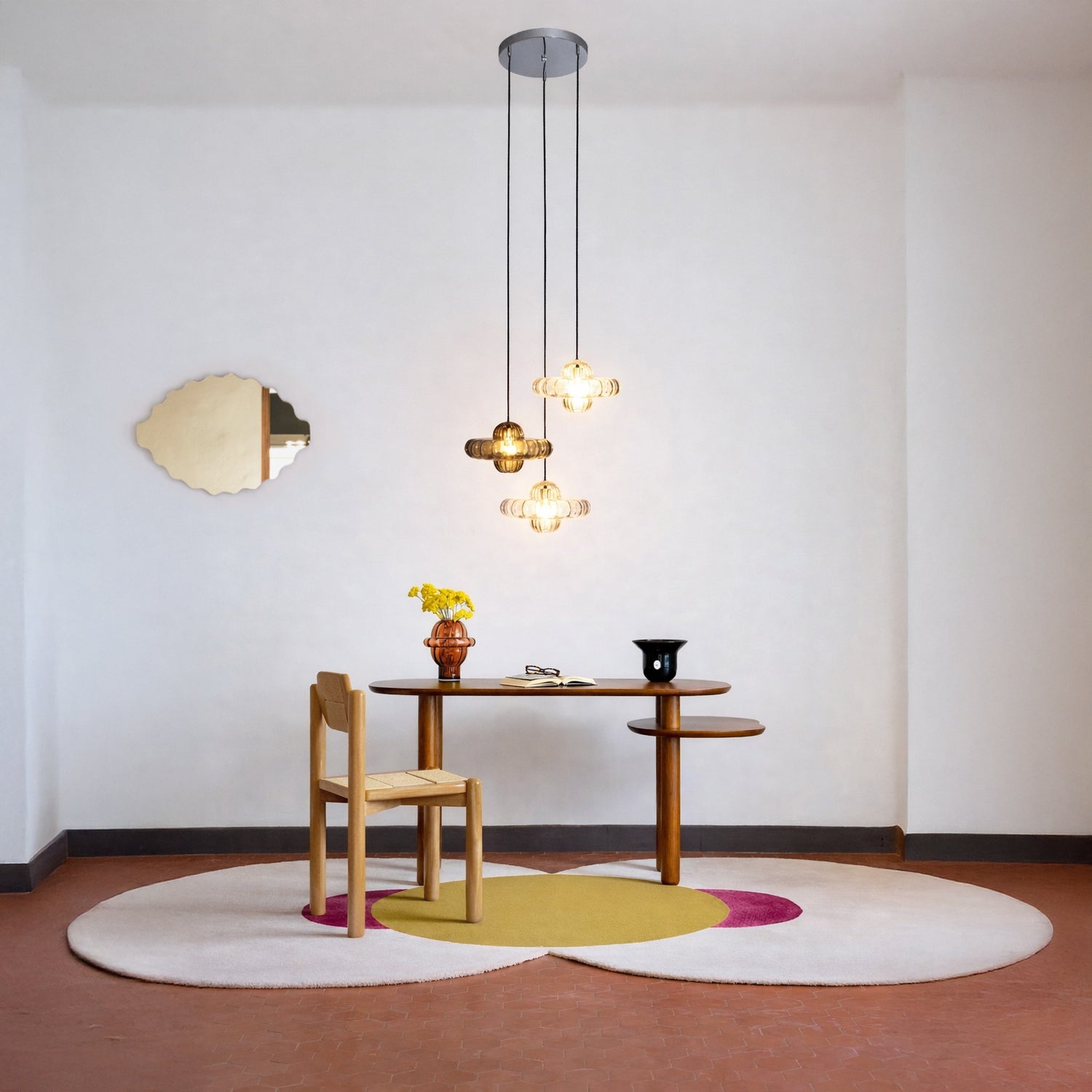 Toupi, lustre trio