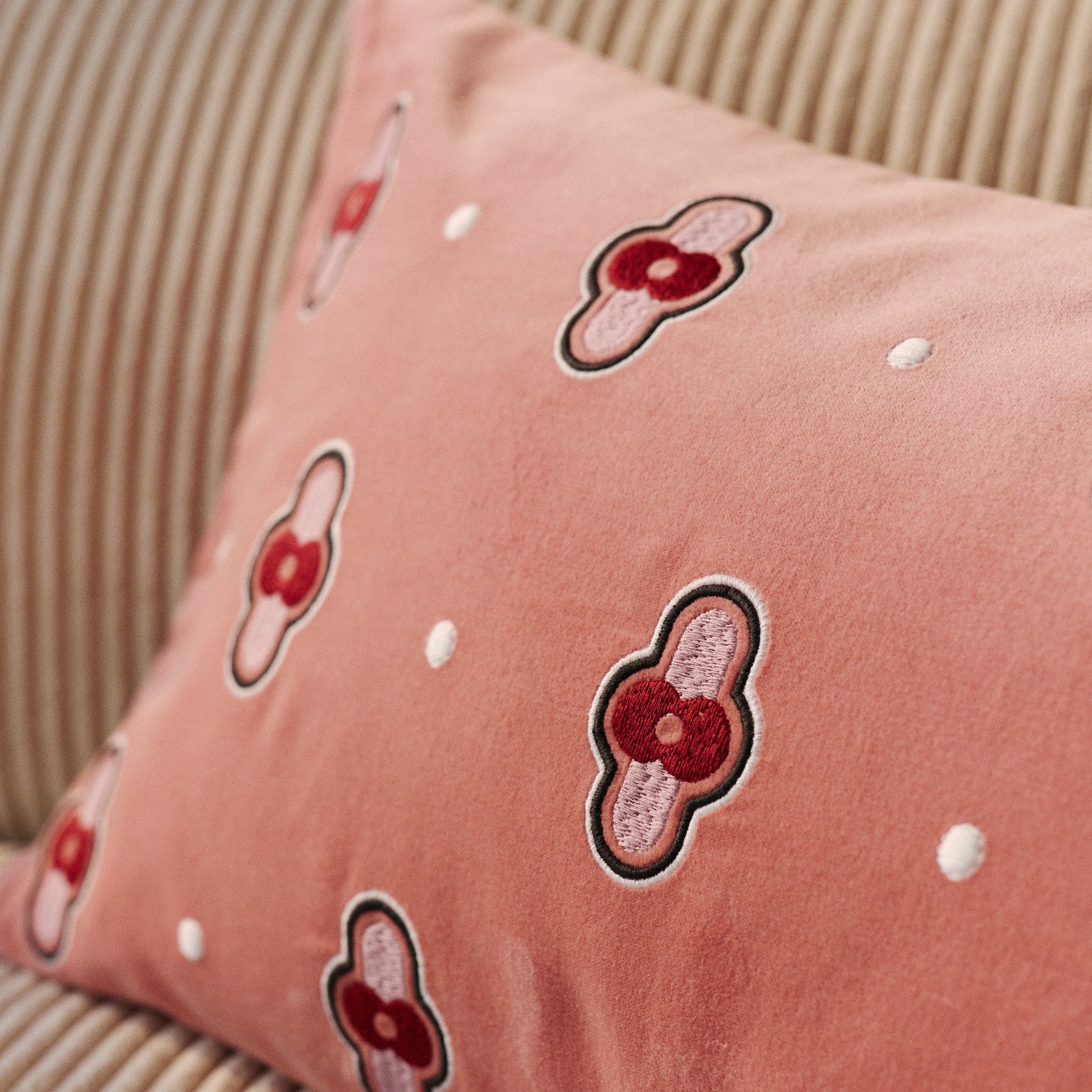 Linette, housse de coussin en velours