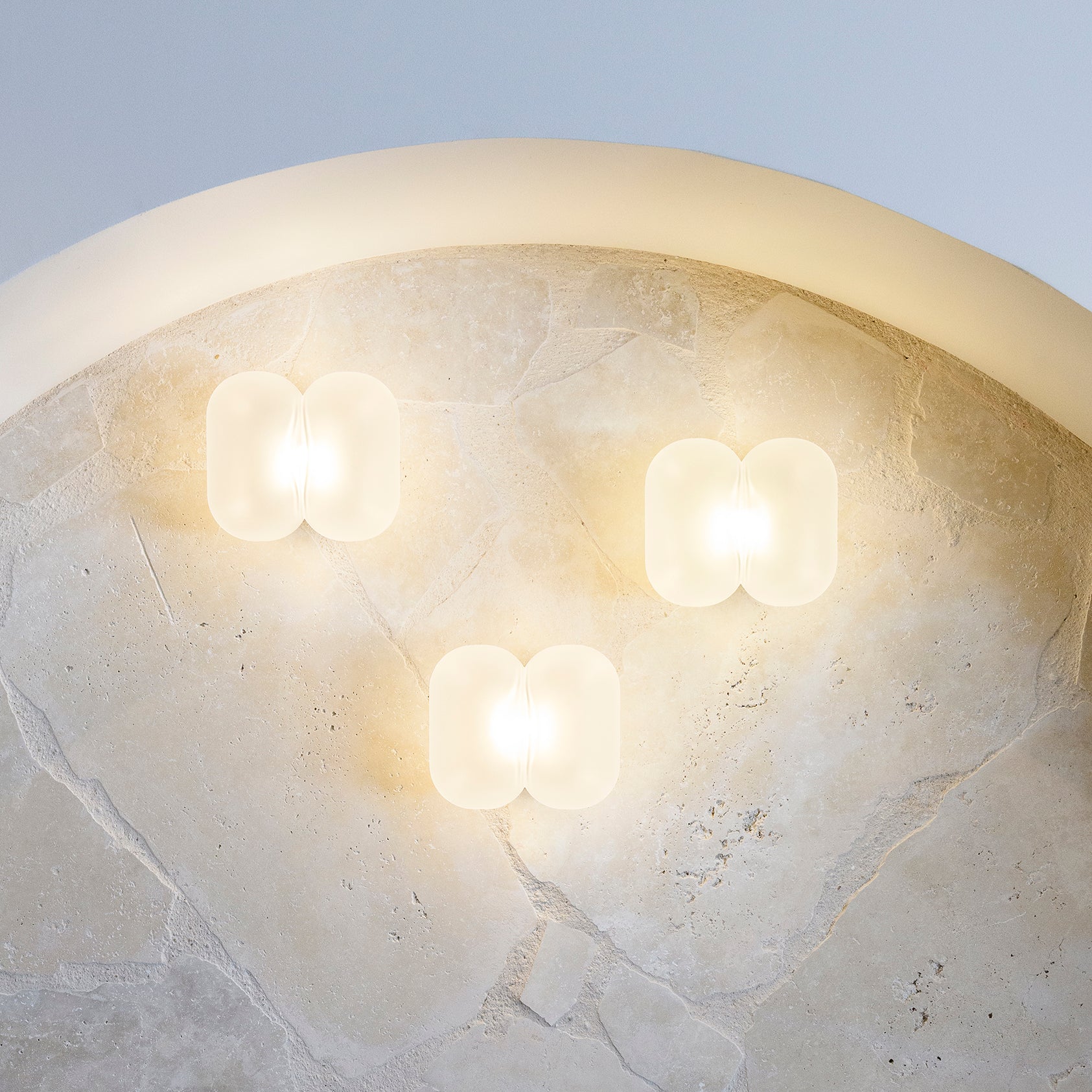 Poutou, wall light