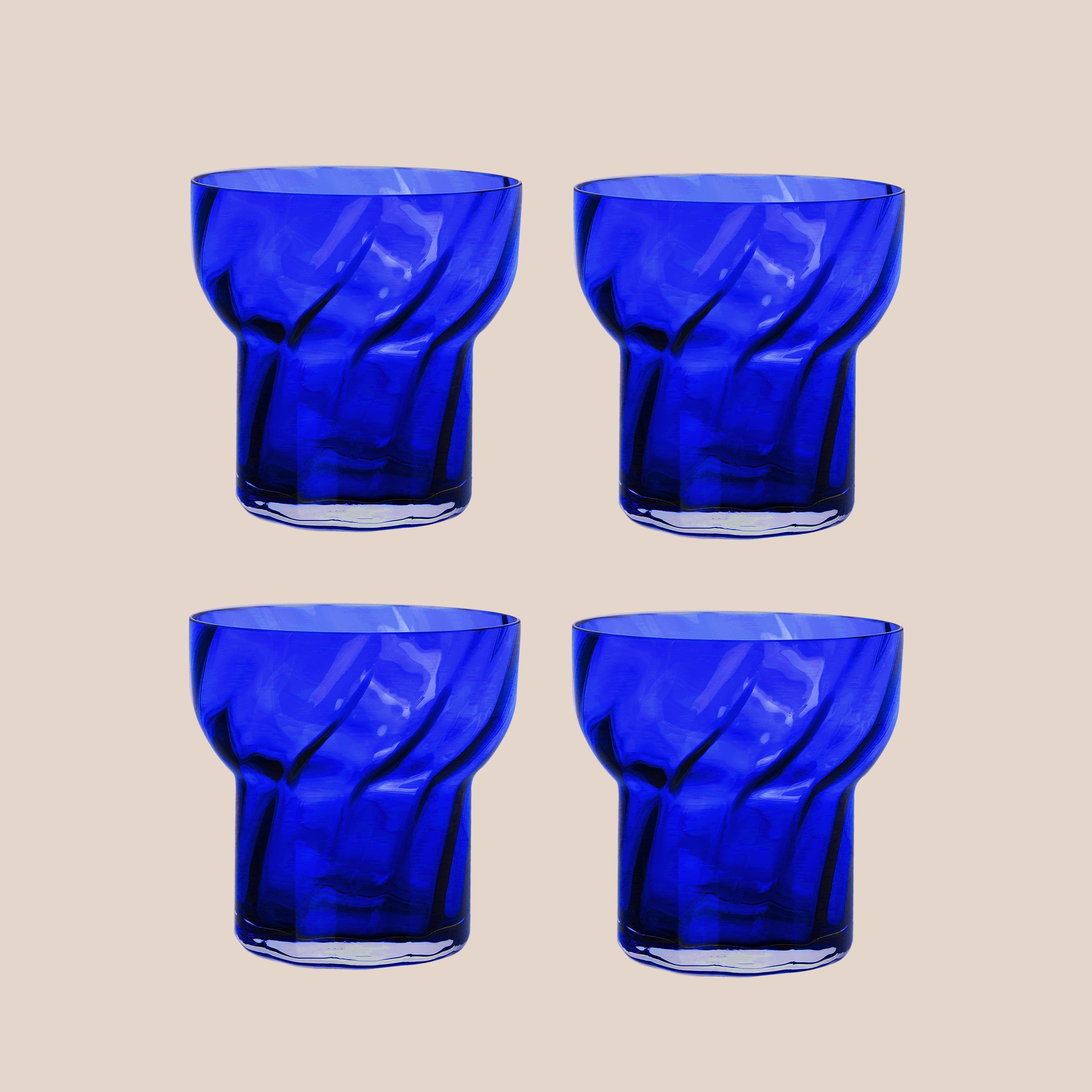 Parasol, verres soufflés bouche