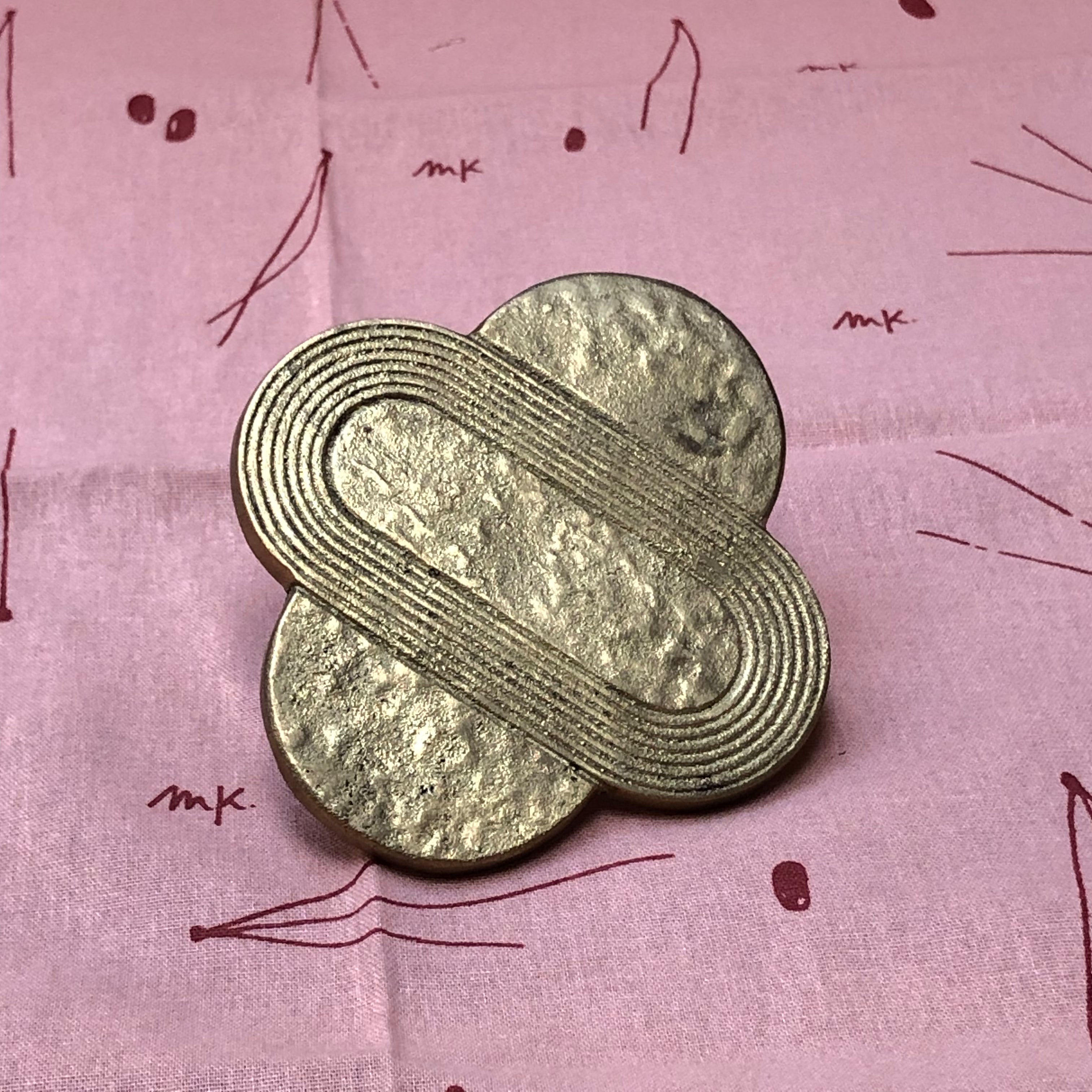 Mousco, patère en bronze d&