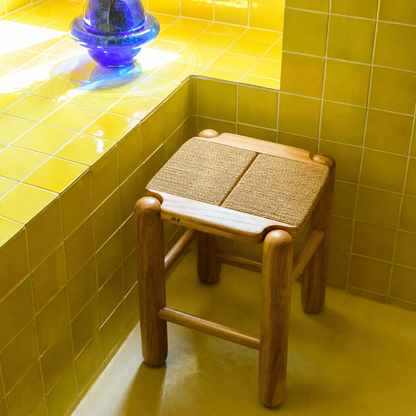 Mirèio, tabouret