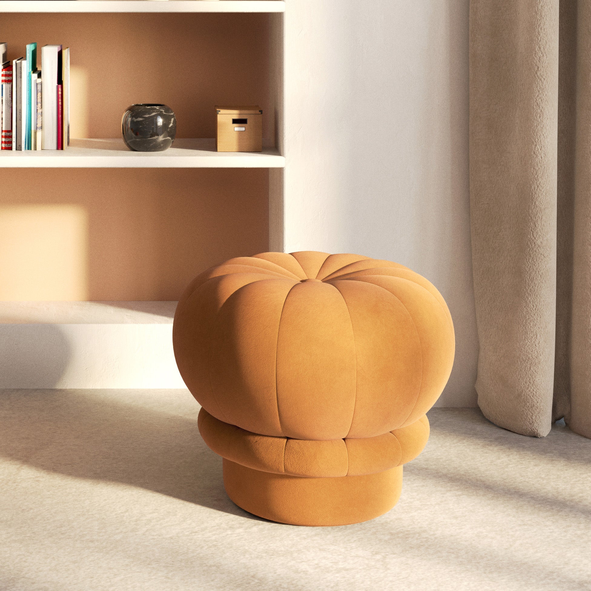 Claudie, Pouf