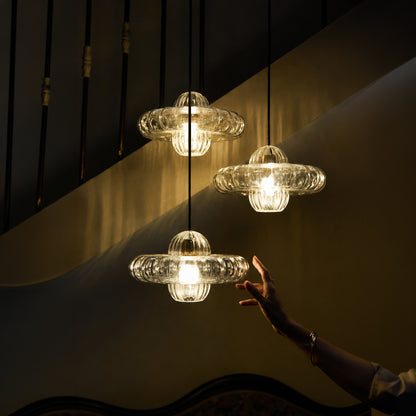 Toupi, lustre trio