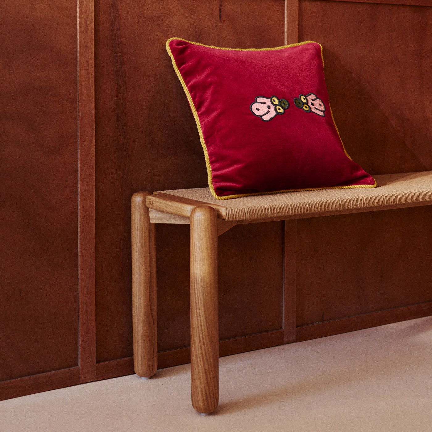 Mina, housse de coussin en velours