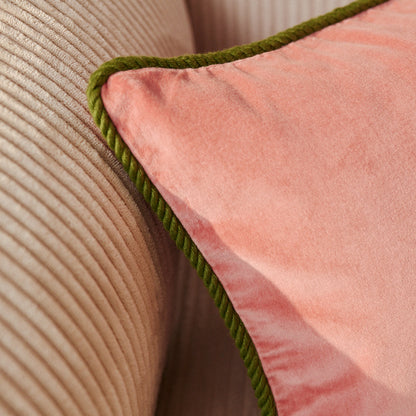 Nine, housse de coussin en velours