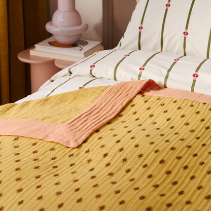 Les immortelles, le couvre-lit