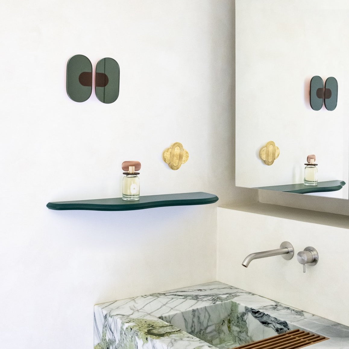 Pinède, wall shelf 